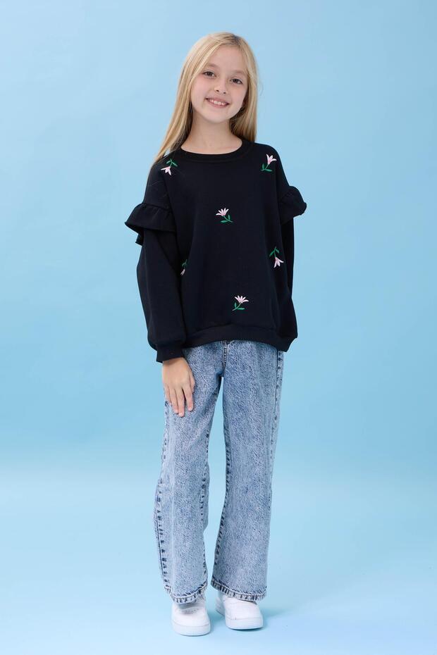 Girl's Ruffle Detailed Floral Embroidered Hooded Oversize Sweatshirt - Black