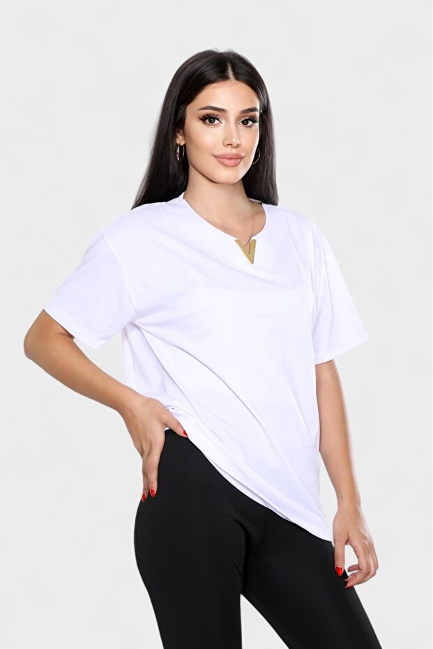 Kadın V Aksesuar Detaylı Basic Tişört - 3