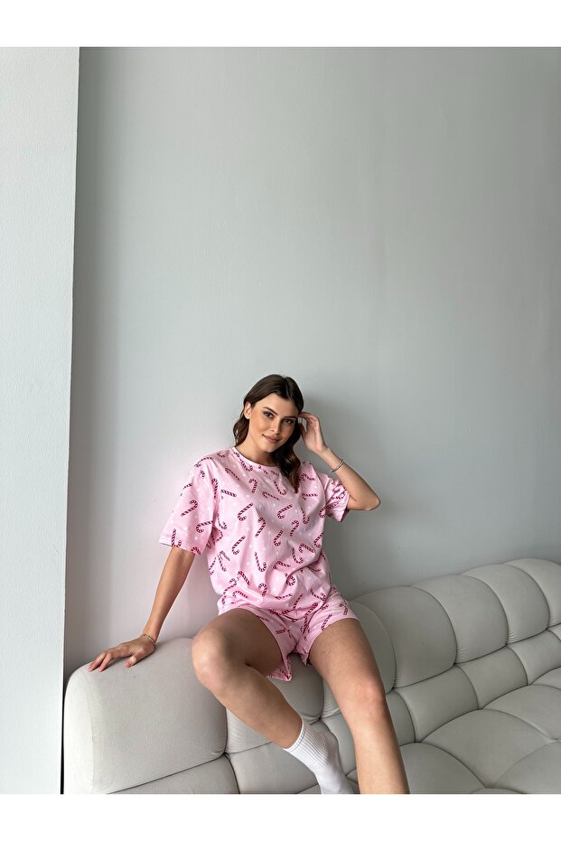 Kırmızı Şeker Kamışı Desenli Kısa Kollu Şortlu Pijama Takımı - 1
