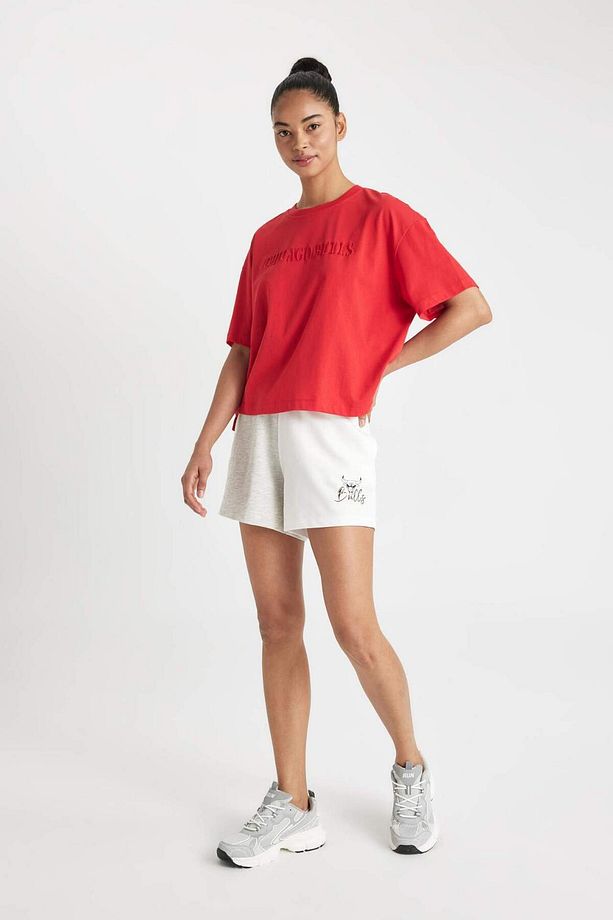 DeFactoFit NBA Chicago Bulls Kısa Paça Şort C6312AX24HS - 3