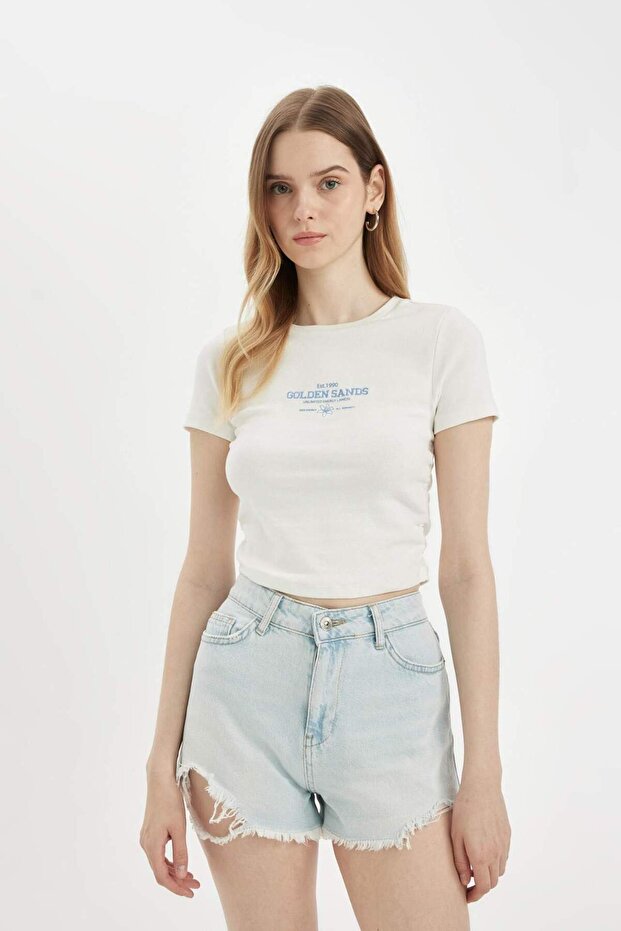 Yüksek Bel Paça Ucu Kesik Jean Şort C0655AX24SM - 3