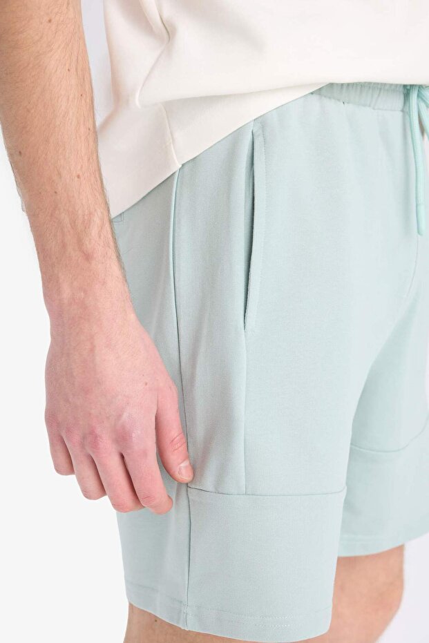 Slim Fit Dar Kesim Dar Paça Basic Düz Şort B8674AX24SM - 4