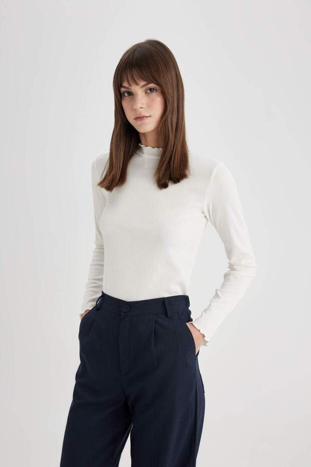 تي شيرت Slim Fit نصف ياقة قصيرة من القطن بأكمام طويلة B2389AX24SP