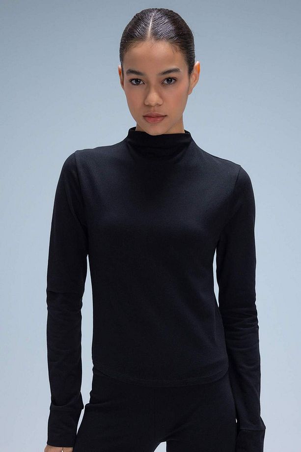 DeFactoFit Slim Fit Dar Kesim Dik Yaka Uzun Kollu Tişört C5274AX24SP - 1