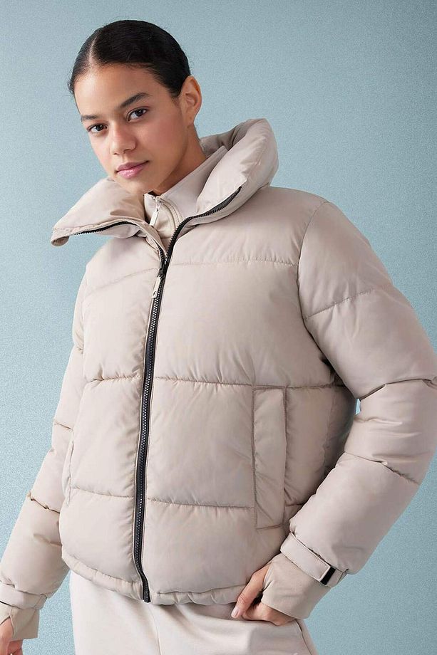 DeFactoFit Su İtici Şişme Mont Dik Yaka Fermuarlı Cepli Z1438AZ24SP - 1