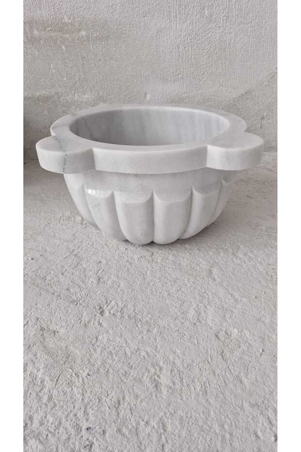 المشمش الأبيض - 5