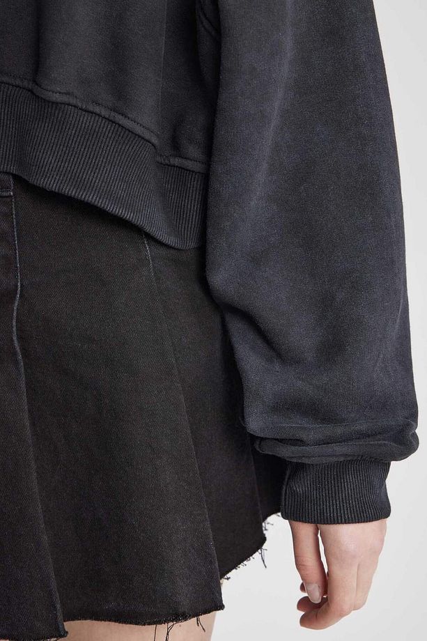 Coool Crop Kalın Kumaş Yıkamalı Soluk Efektli Basic Düz Sweatshirt C2119AX24SP - 5