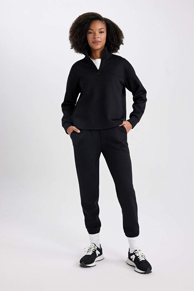 DeFactoFit Sporcu Jogger Eşofman Altı Standart Fit Beli Lastikli Cepli Basic Düz B6358AX23WN - 5