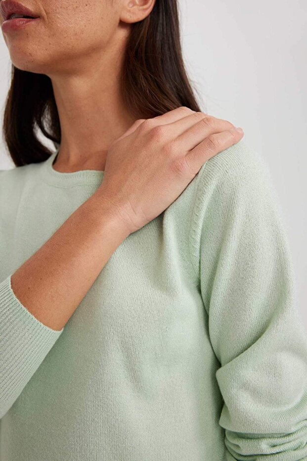 Regular Fit Bisiklet Yaka Yumuşak Dokulu Basic Düz Triko Kazak F7091AZ23WN - 3