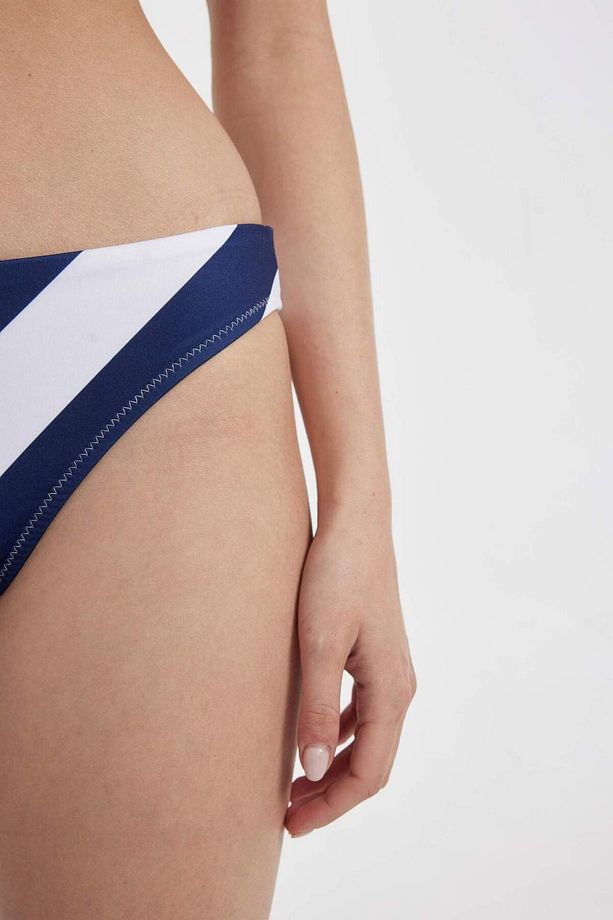 Regular Fit Çizgili Bikini Altı-Fall in Love A9455AX23HS - 4