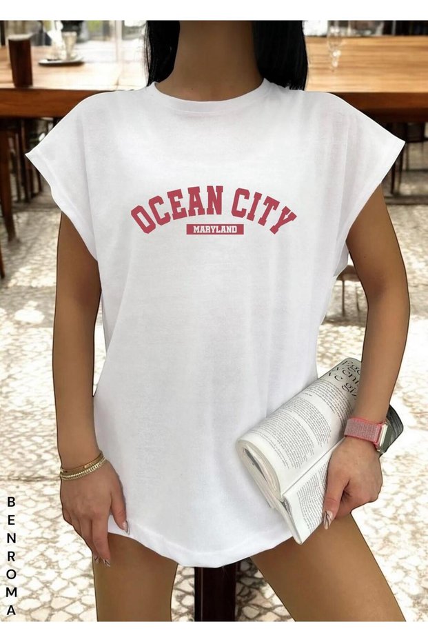 Sleeveless T-Shirt Printed