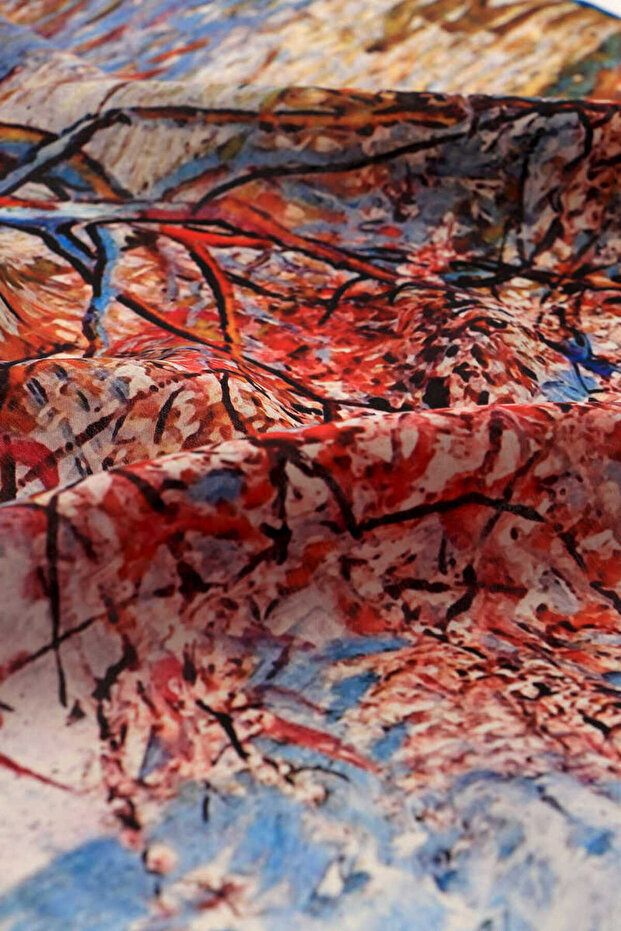 منديل حريري أزرق منقوش بشجرة الخوخ - 3