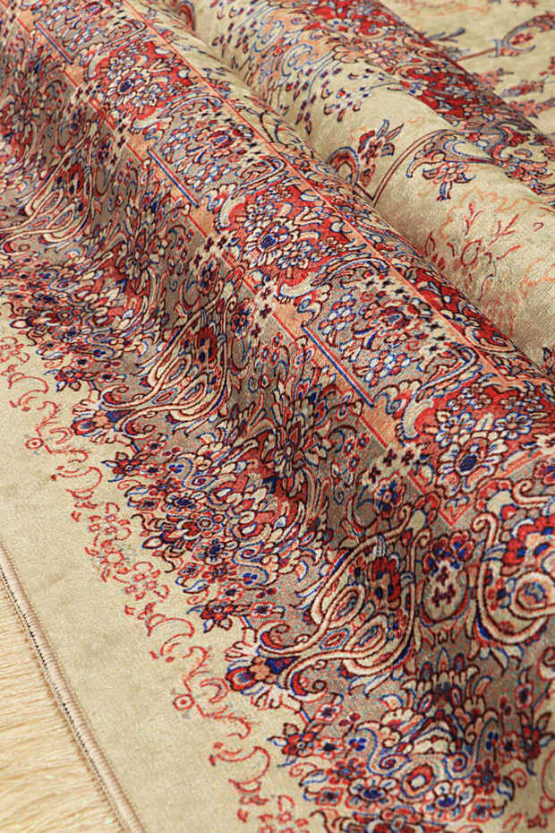 Krem Kadife Halı Seccade - 2