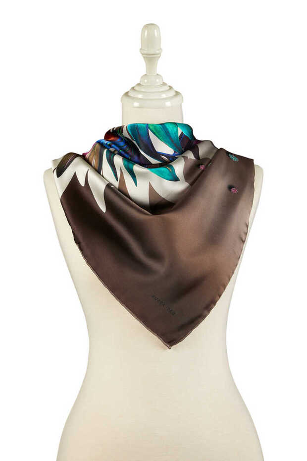 Brown Diamond Pattern Silky Scarf - 2