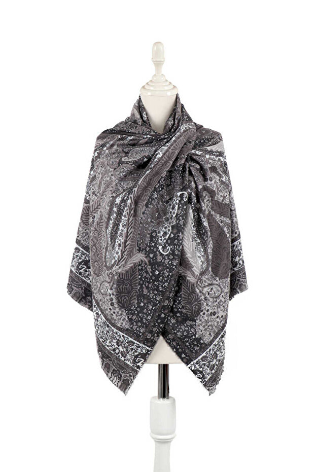 Gray Shawl Pattern Winter Shawl - 1