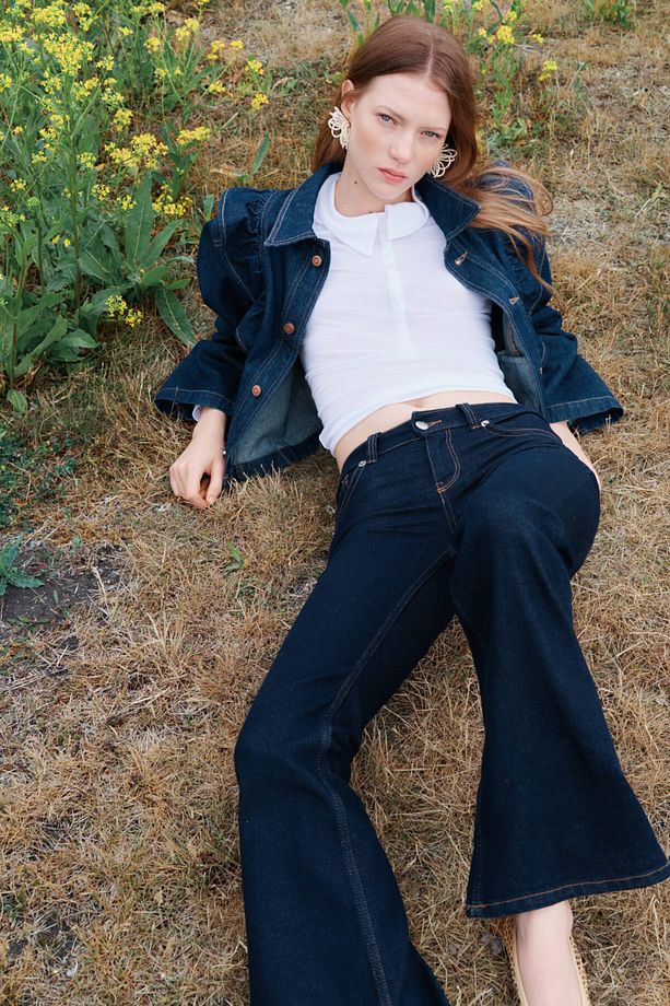 Flared Low Jeans - 1