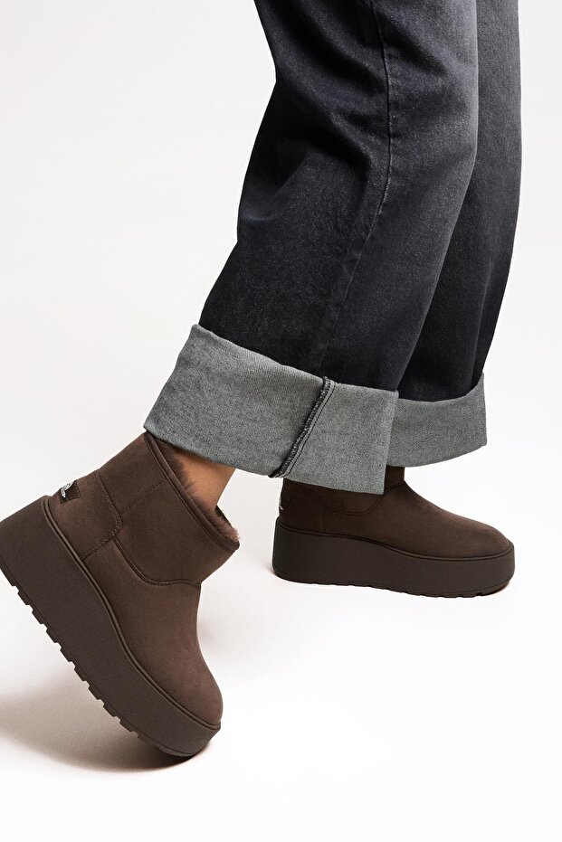 Platformlu kürklü bot - 2