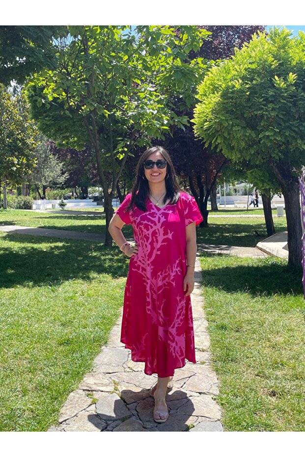 Pink Coral Patterned V-Neck Casual Summer Dress – Asymmetrical Cut 38-50 Size Compatible