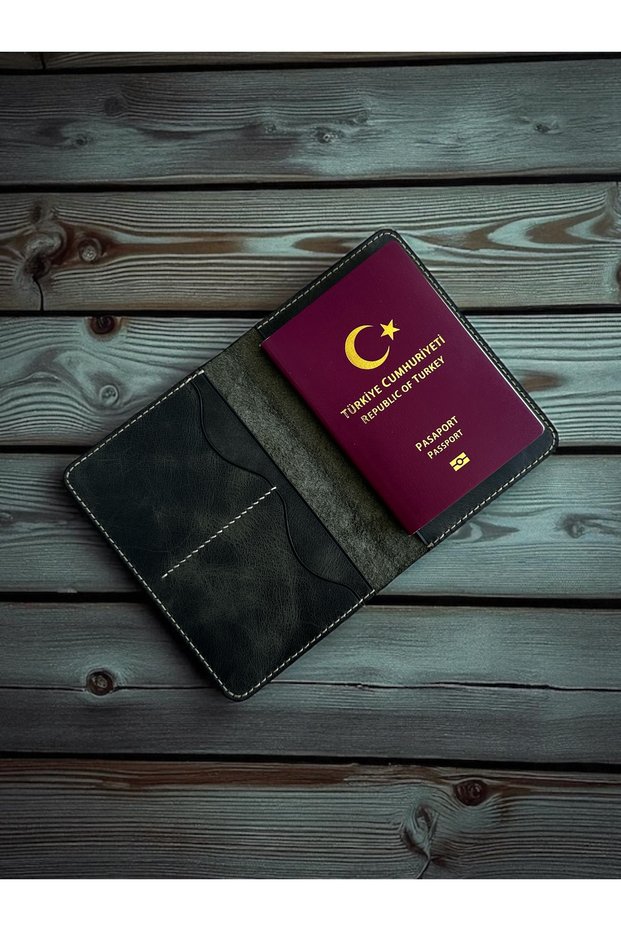 Handmade Genuine Italian Leather Passport Wallet – Premium Travel Wallet | Minimal and Stylish Design