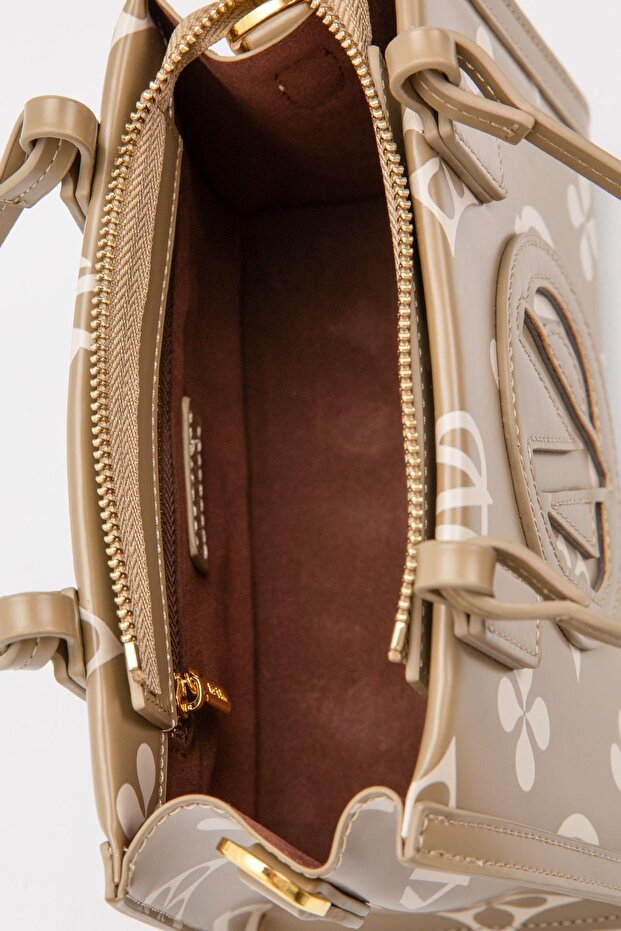 حقيبة يد مطبوعة باللون الأخضر صغيرة الحجم - 3