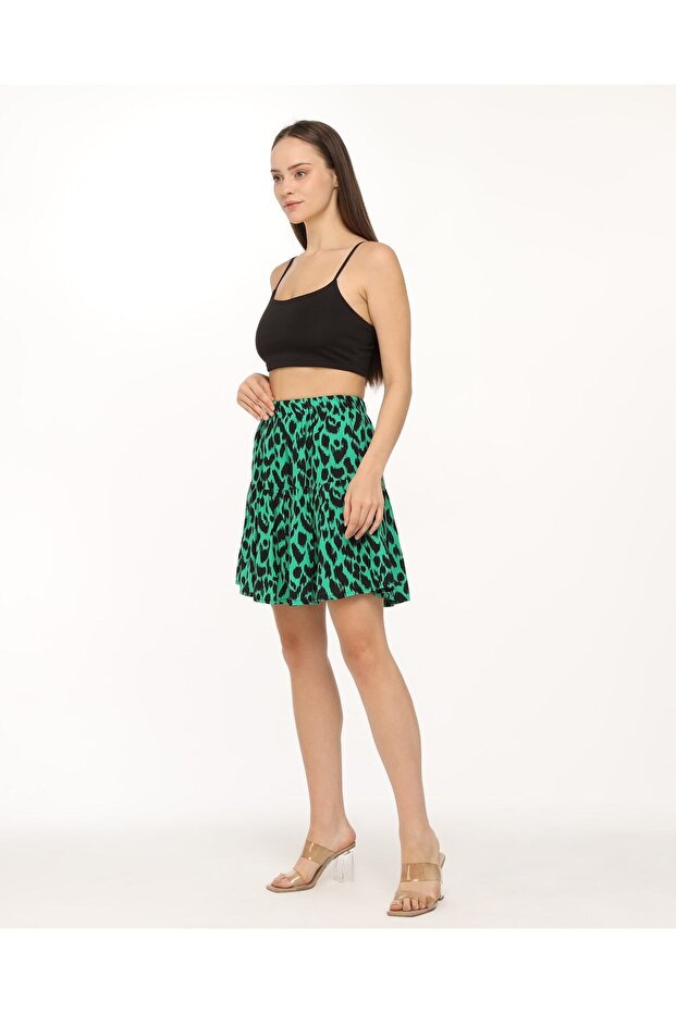 تنورة قصيرة منقوشة بنقشة الفهد الأخضر - 4