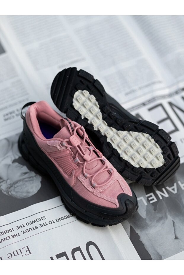 Zoom Vomero 5 Roam Wmns “Elemental Pink” Winter Sneakers-Sportxoutlet