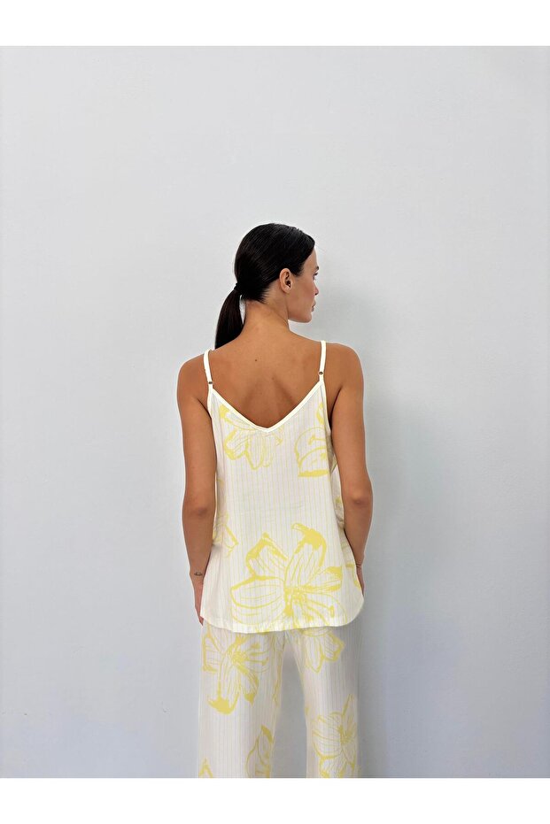 قميص داخلي قطني بنمط زهرة صفراء وحزام قابل للتعديل - 2