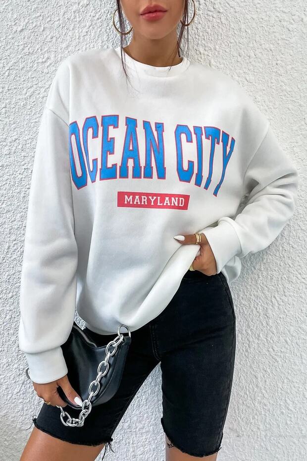 Plus Size Crew Neck Ocean City Maryland (blue-red) Printed Sweatshirt White
