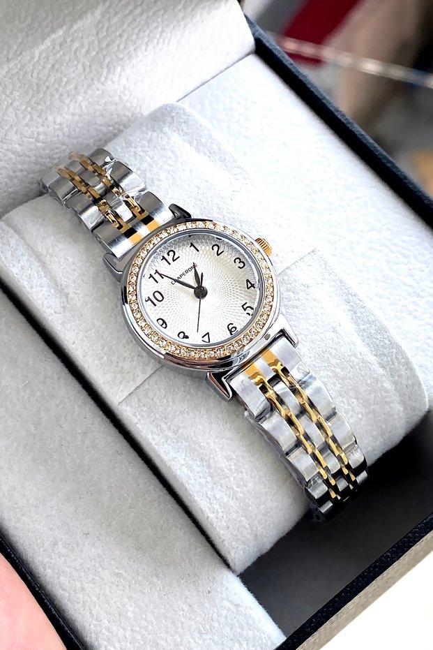 Original Minimal Stylish 2 Year Guarantee Women's Wristwatch