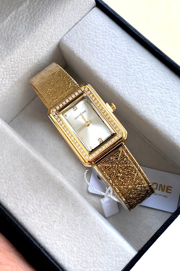 Original Minimal Stylish 2 Year Guarantee Women's Wristwatch