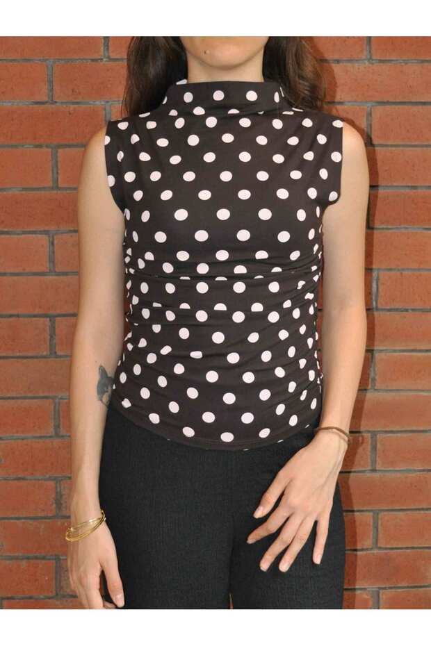 Women's High Collar Sleeveless Polka Dot Blouse