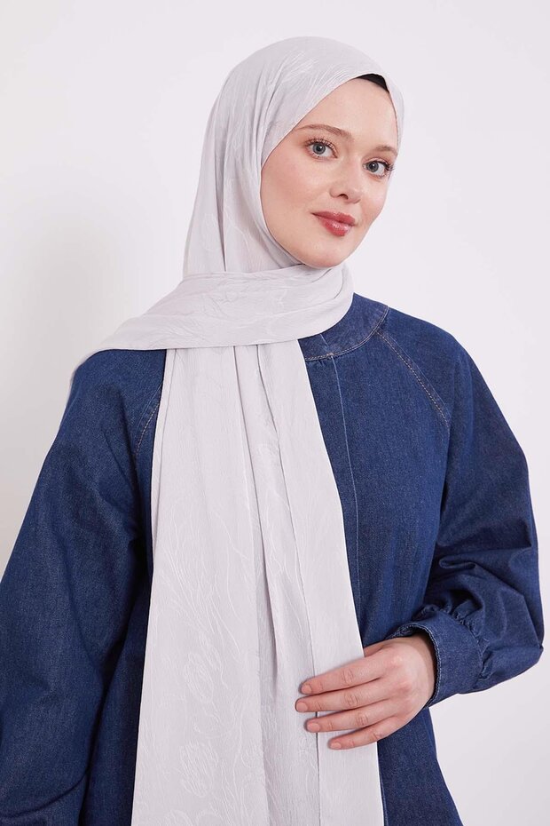Silver Abstract Tulip Pattern Jacquard Capri Shawl