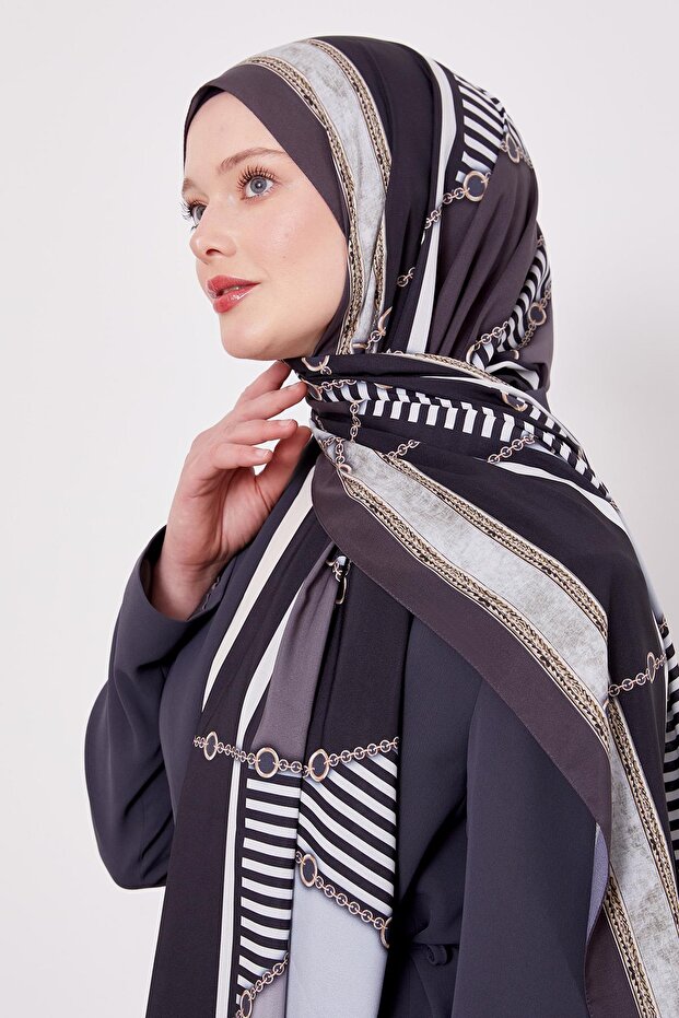 نمط السلسلة المدخنة الحب