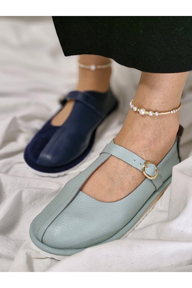 Genuine Leather Women's Casual Shoes – Elegant Buckle Model