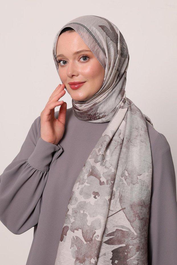 Summer Shawl |   Moonstone