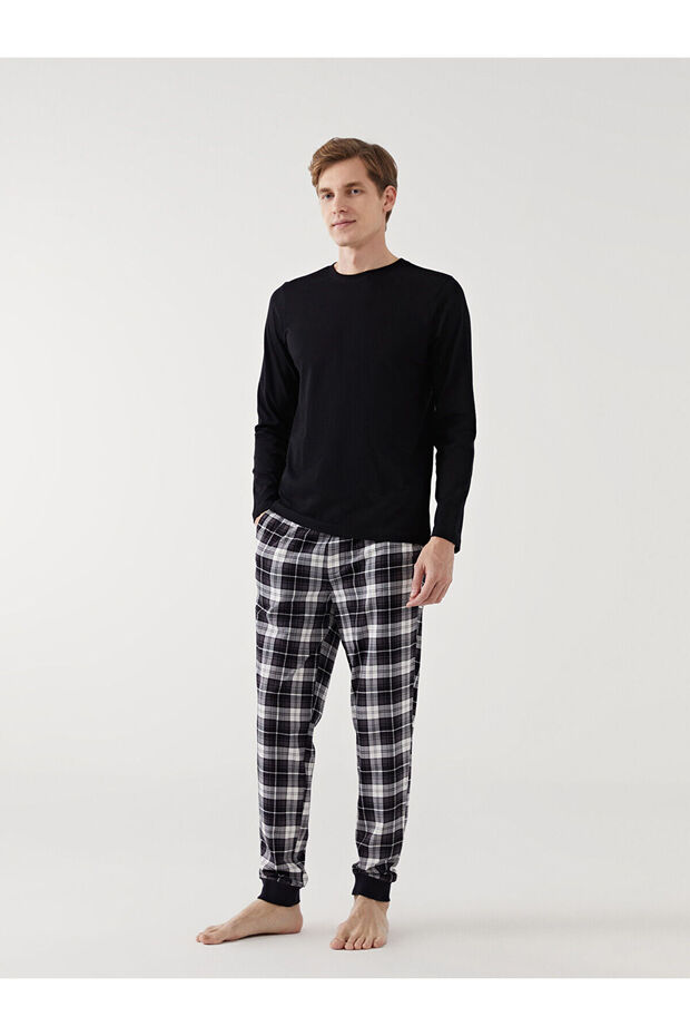 Standard Pattern Plaid Men's Pajama Bottom - 1