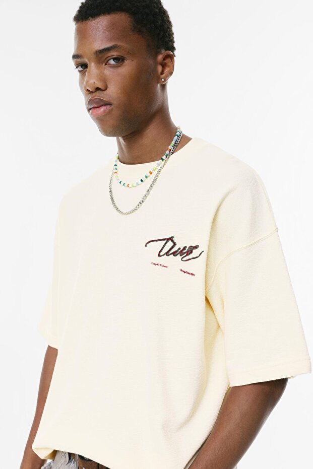 Araba grafikli t-shirt - 4