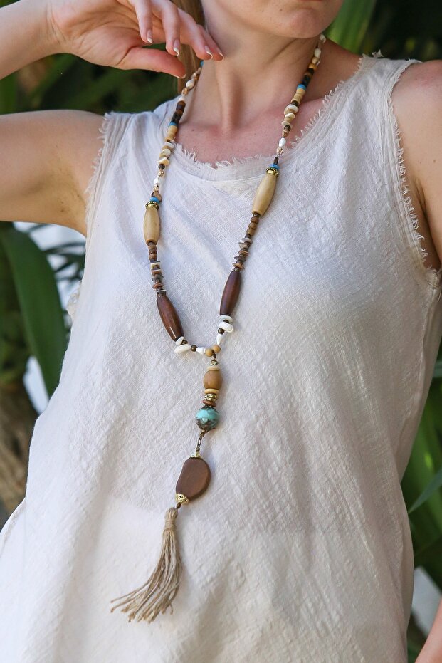Bohemian Wooden Bead and Seashell Detailed Design Necklace