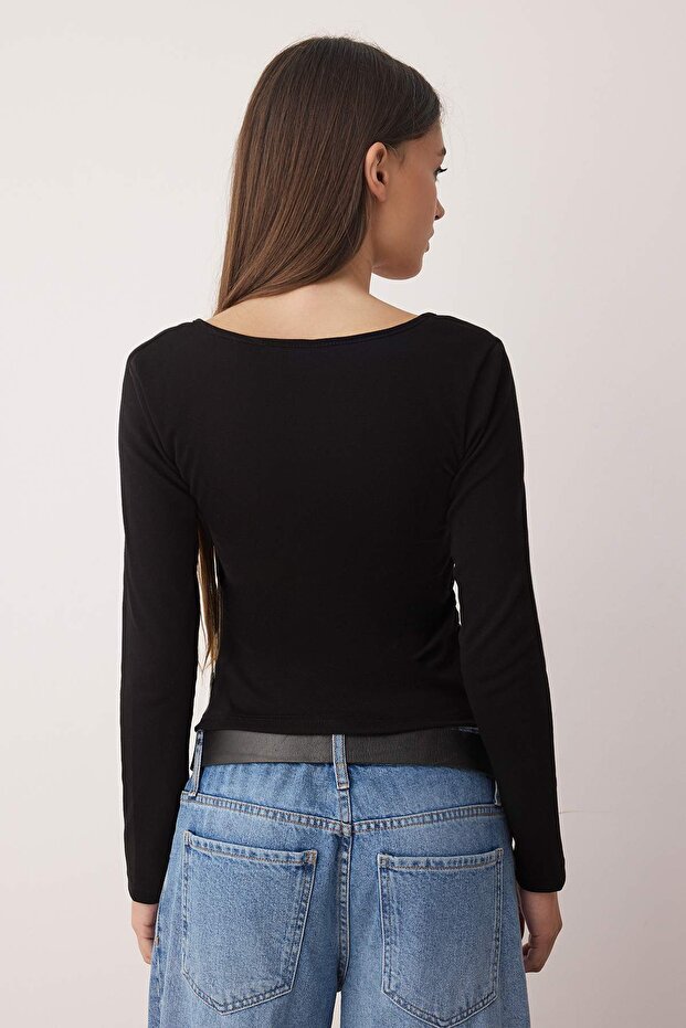 Siyah Fitted/Vücuda Oturan Çift Görünümlü Yarım Fermuarlı Çift Katlı Örme Bluz TWOAW26BZ00031 - 5