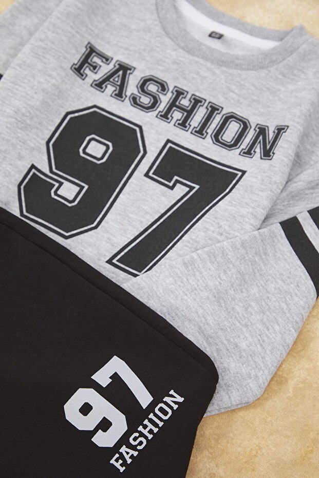 Gri Pamuklu Slogan Baskılı Erkek Çocuk Örme Sweatshirt ve Eşofman Alt-Üst Takım TKDAW25AU00066 - 2