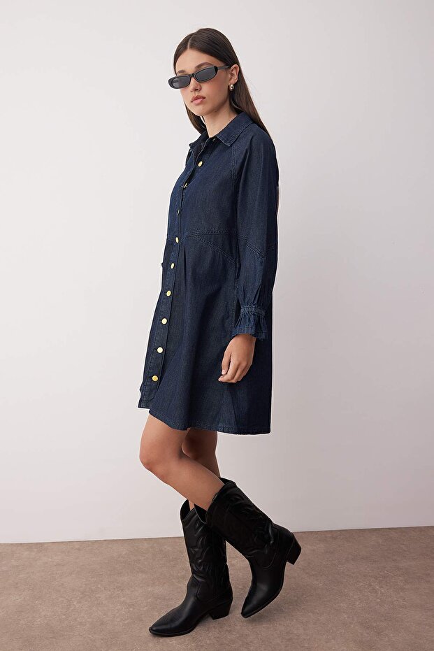 Koyu Mavi Pileli Kol Detaylı Mini Denim Gömlek Elbise TWOAW26EL00035 - 3