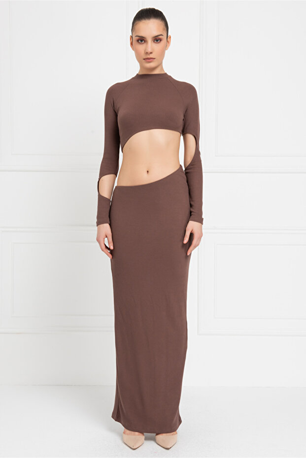 Sütlü Kahve Göbek Dekolteli Maxi Kaşkorse Elbise - 1