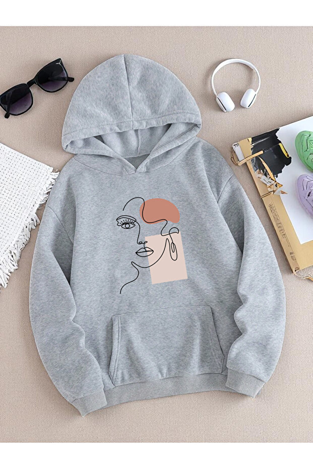 سويت شيرت كبير الحجم مطبوع عليه صورة ظلية