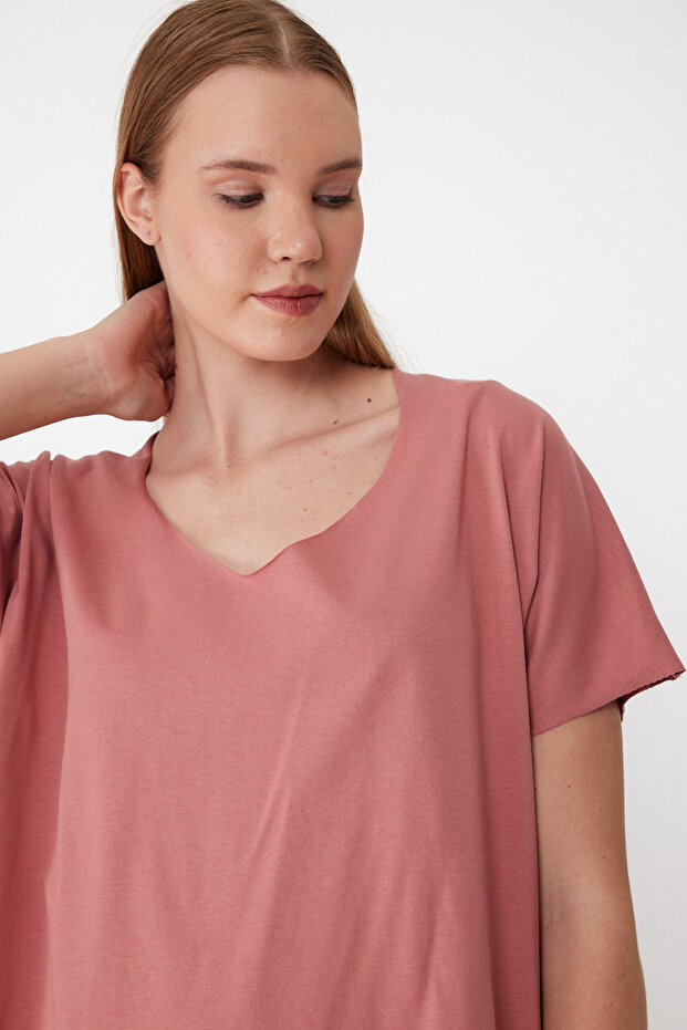 Kadın V Yaka Yırtmaçlı Oversize Basic Tişört - 7