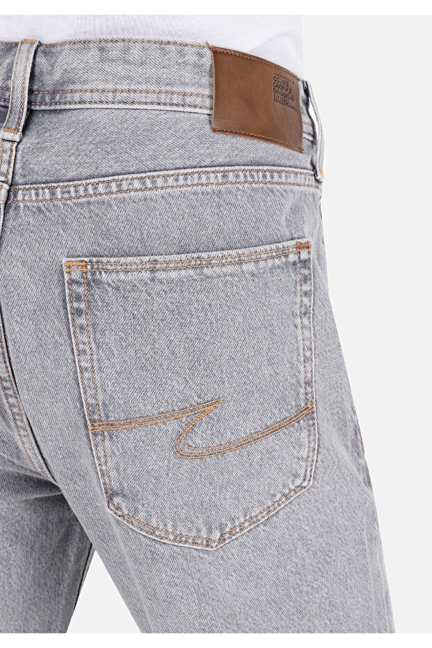 Regular Fit Orta Bel Erkek Gri Jean Şort - 6