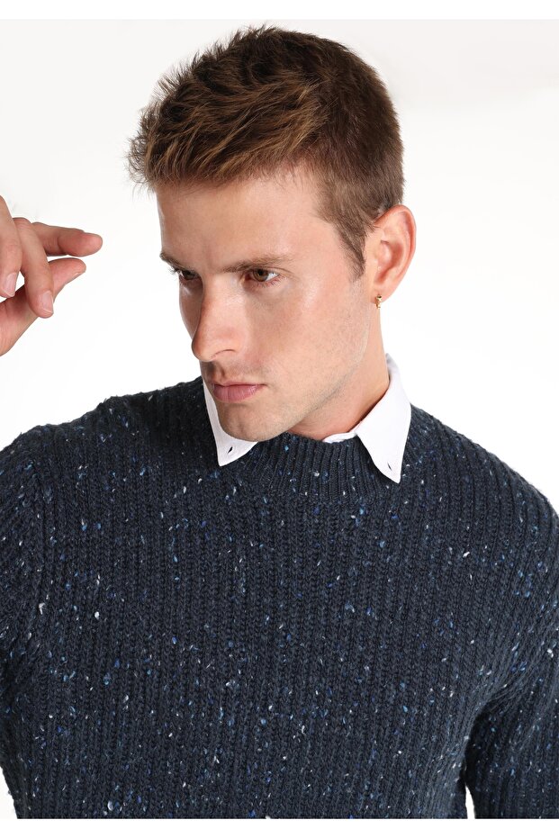 Regular Fit Turtle Neck Jakarlı Erkek Lacivert Kazak - 4