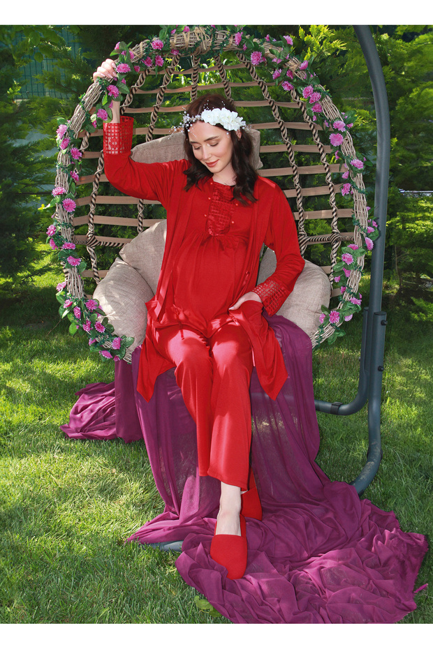 Maternity Long Sleeve Robe with Lace Detail 3-Piece Pajama Set