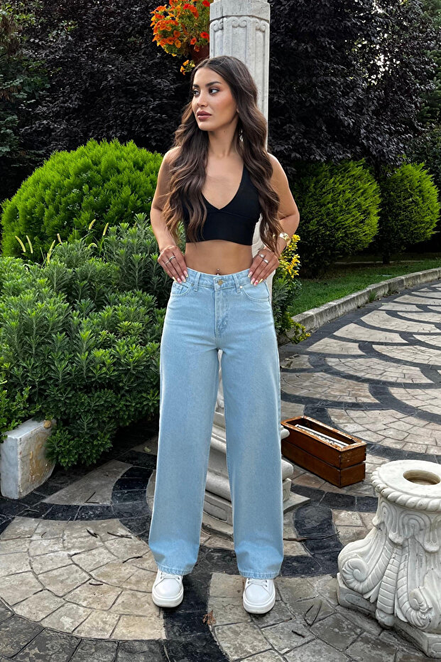 Jeansy z wysokim stanem i szerokimi nogawkami w kolorze lodowego błękitu - 6