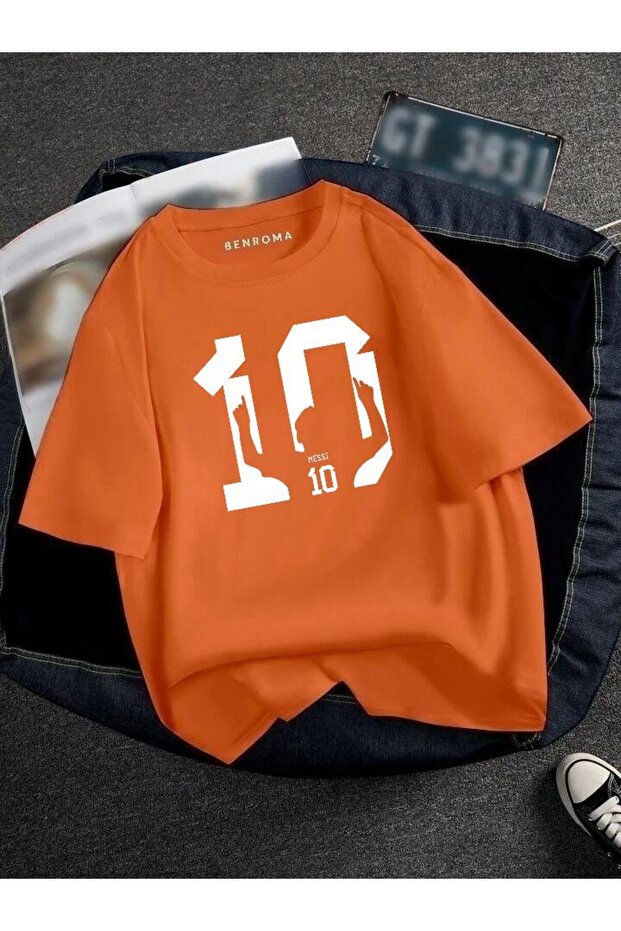Oversized Football Player Printed Unisex T-Shirt Printed