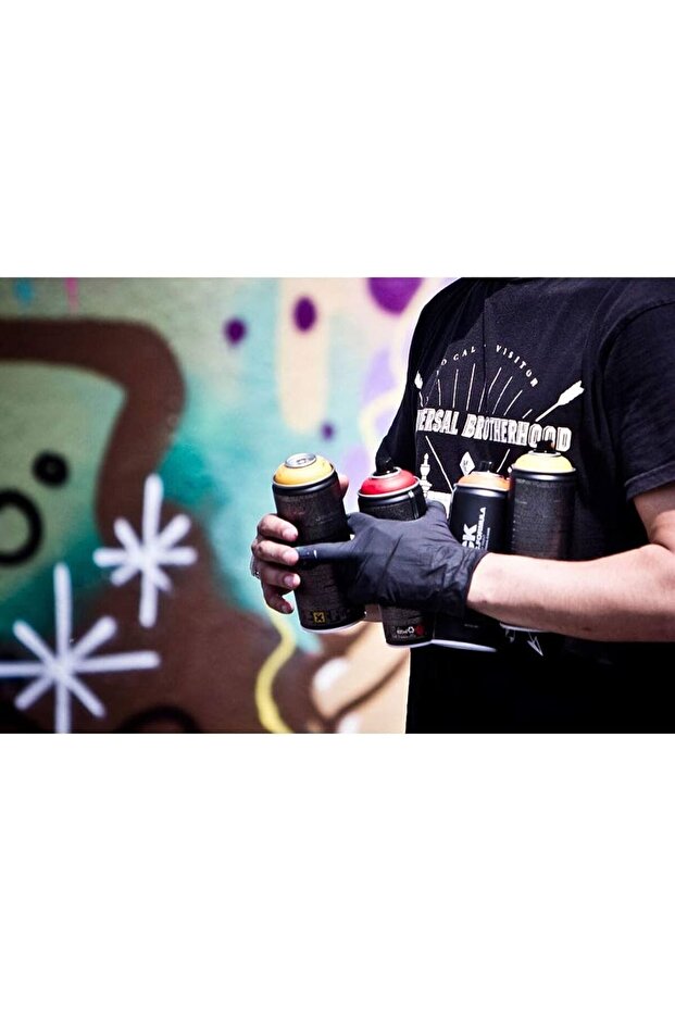 Black, 2093 Code Red, Montana, 400 ml - 2